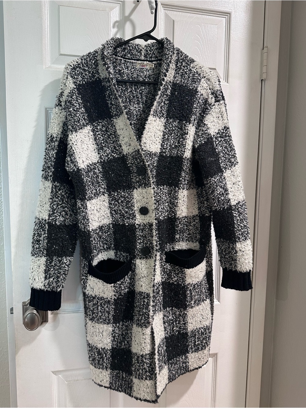 Faherty Nala Black & White Plaid Teddy Coatigan